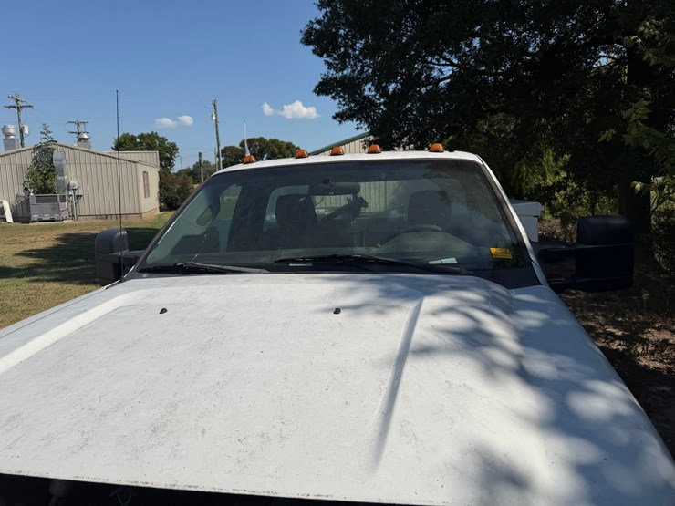 2012-ford-f350-image-32