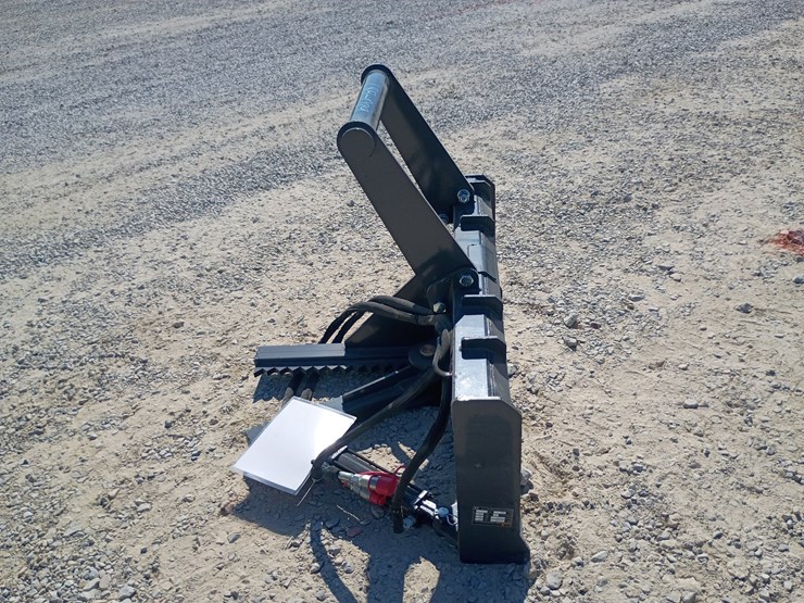 #l85-029-•-landhonor-treepuller-skid-steer-attachment-image-3