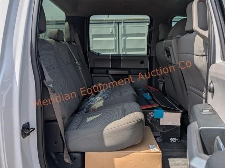 2016-ford-f150-xlt-image-40