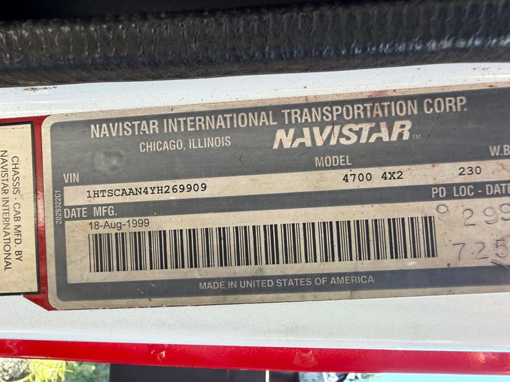 2000-international-4700-image-78
