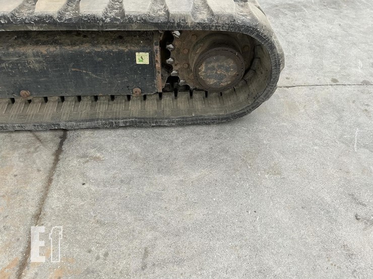 2015-caterpillar-305e2-cr-image-9