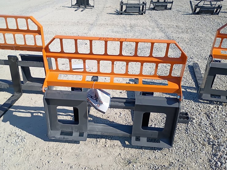 #l85-019-•-landhonor-pallet-fork-skid-steer-attachment-image-3