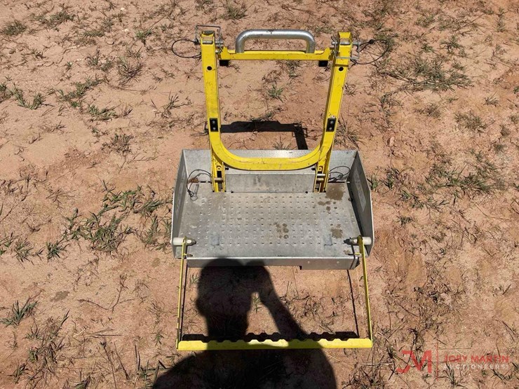 genie-lift-access-deck-/-platform-image-4