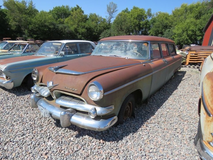 1955-dodge-royal-sierra-4dr-wagon-image-1