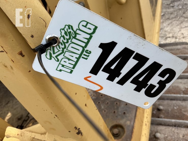 1995-caterpillar-d3c-iii-image-20