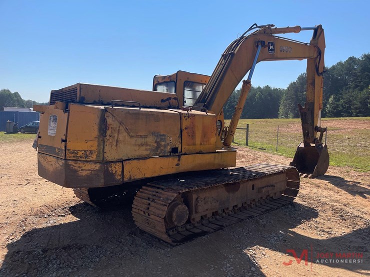1987-deere-690d-image-6