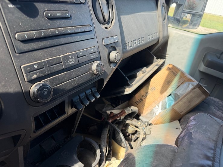 2012-ford-f350-image-64