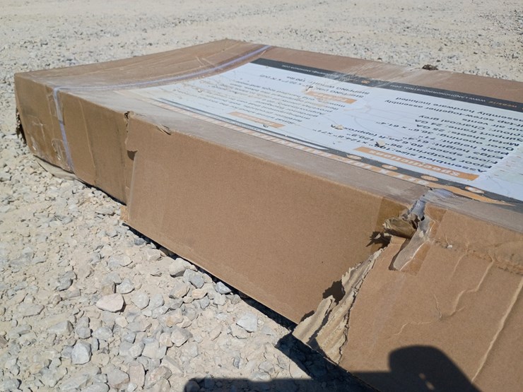 #l85-076-•-landhonor-8'x10'-metal-shed-[damaged-box]-image-9