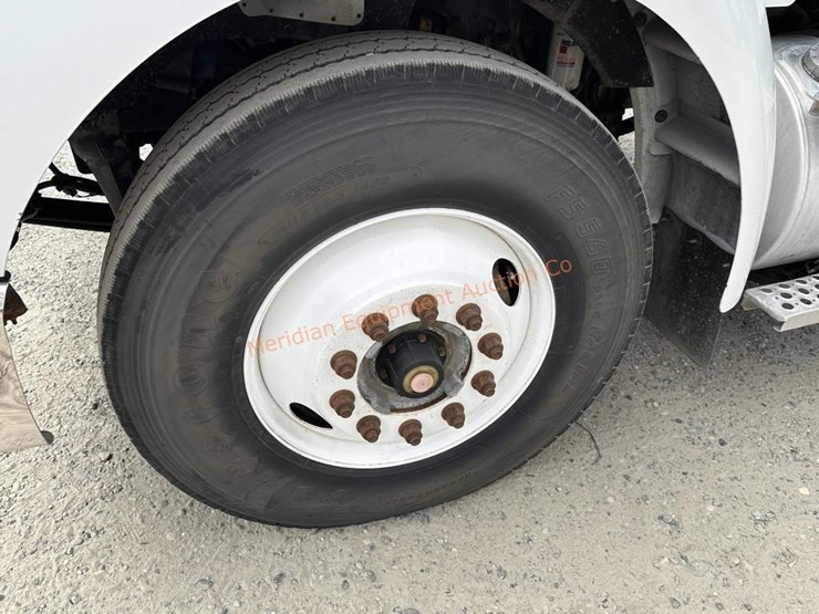 2007-kenworth-t300-image-8