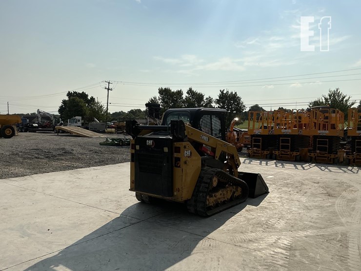 2020-caterpillar-249d3-image-4