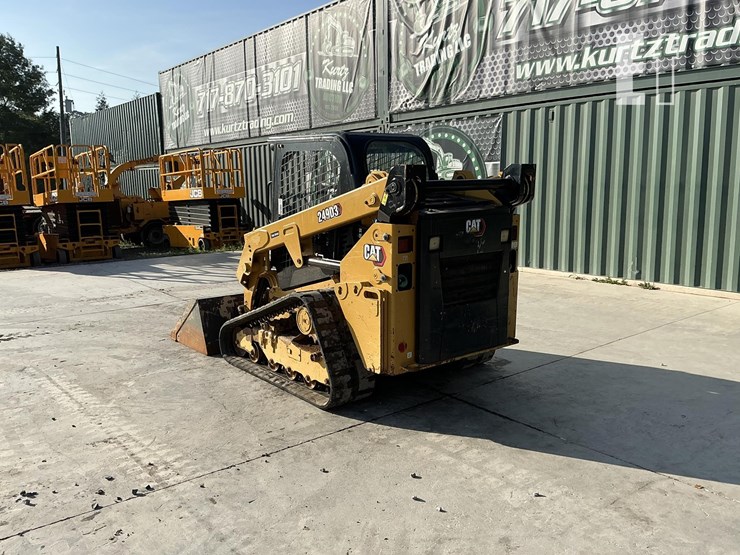 2020-caterpillar-249d3-image-2