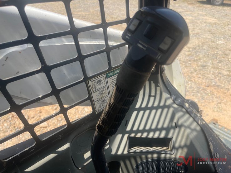 2015-bobcat-t650-image-18