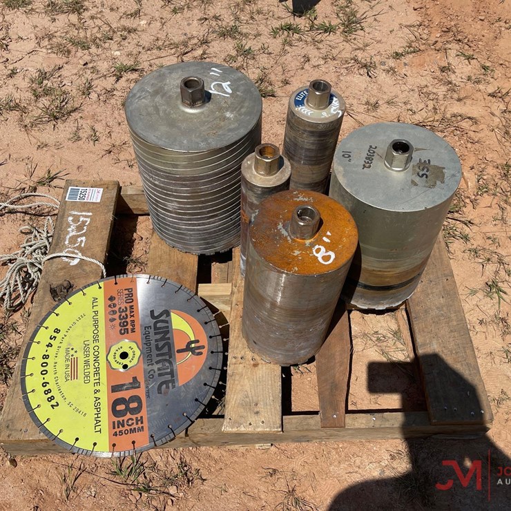 CONTENTS OF PALLET VARIOUS SIZED CONCRETE BORE BITS, 18" CONCRETE SAW BLADE