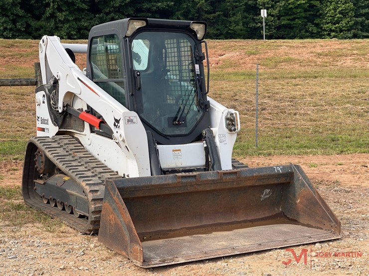 2016-bobcat-t770-image-1