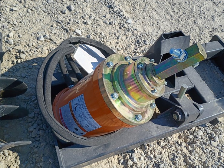 #l85-004-•-landhonor-auger-and-bits-skid-steer-attachment-image-9