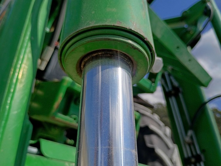 john-deere-6430-image-56