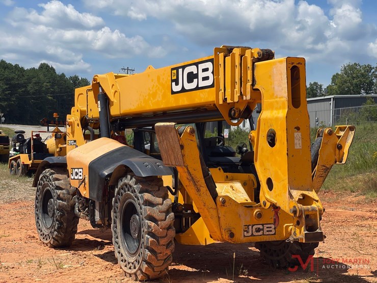 2017-jcb-510-image-1
