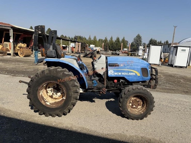 new-holland-boomer-50-image-7