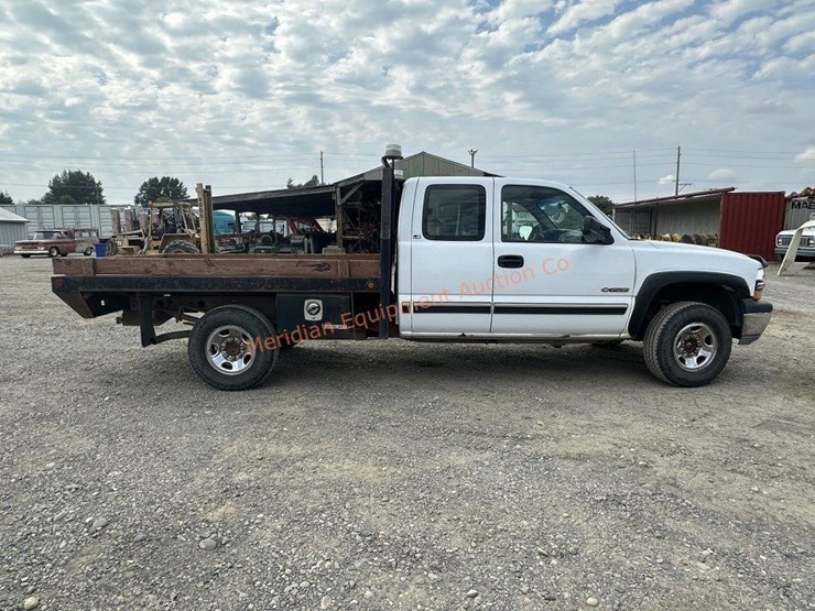 2000-chevrolet-k2500-image-6