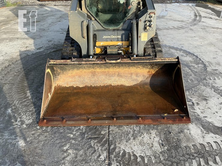 2023-deere-317g-image-11