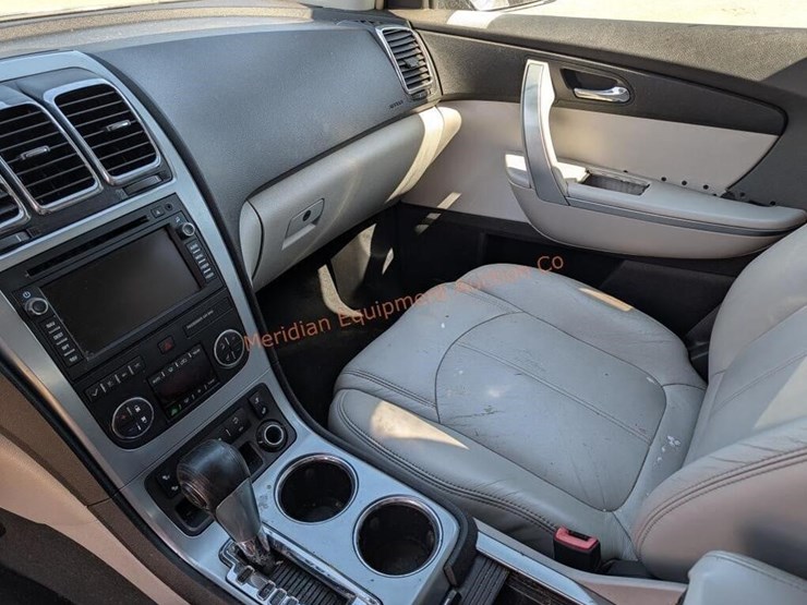 2007-gmc-acadia-image-13