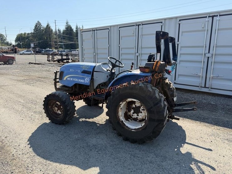 new-holland-boomer-50-image-3