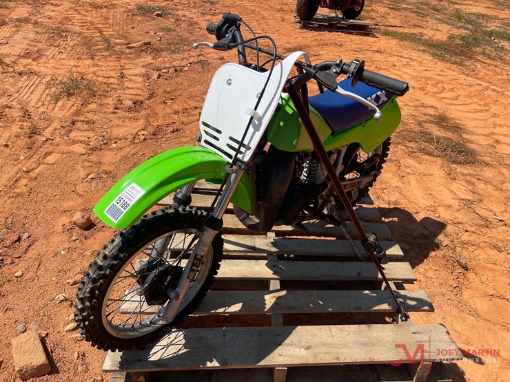 2016-kawasaki-kx-dirt-bike-image-7