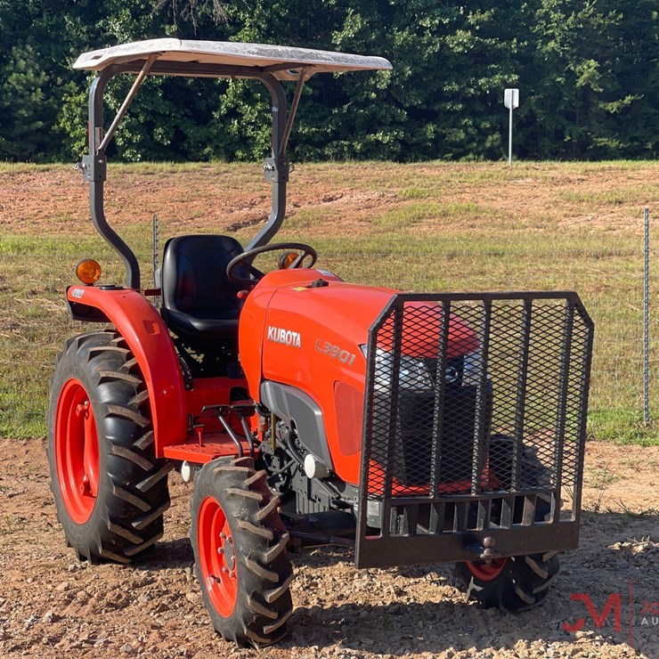 KUBOTA L3901D