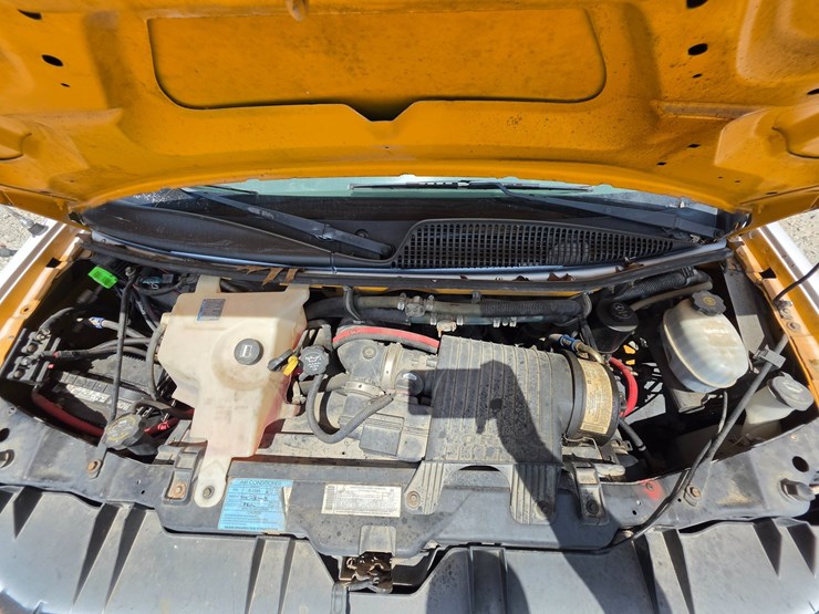 #26511-•-2005-gmc-savana-van-image-19
