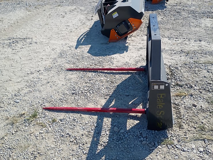 #l85-023-•-landhonor-bale-spears-skid-steer-attachment-image-2