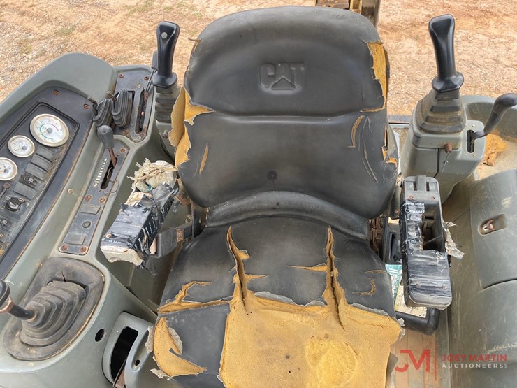 2003-caterpillar-420d-image-20