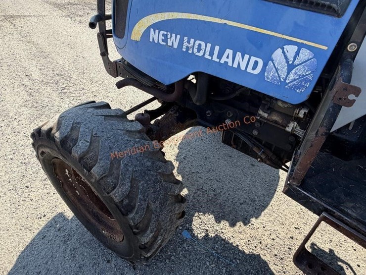 new-holland-boomer-50-image-28