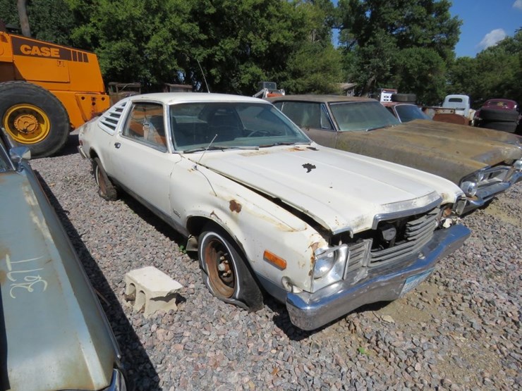 1979-plymouth-duster-2dr-image-2