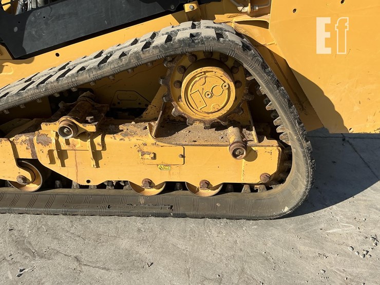 2022-caterpillar-249d3-image-9