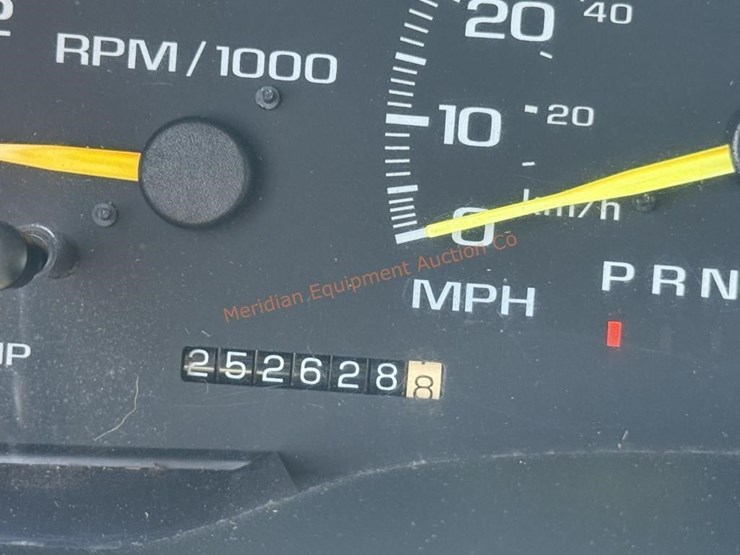 1995-chevrolet-suburban-1500-ls-image-43