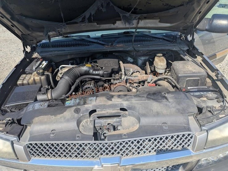 2003-chevrolet-silverado-2500hd-image-29