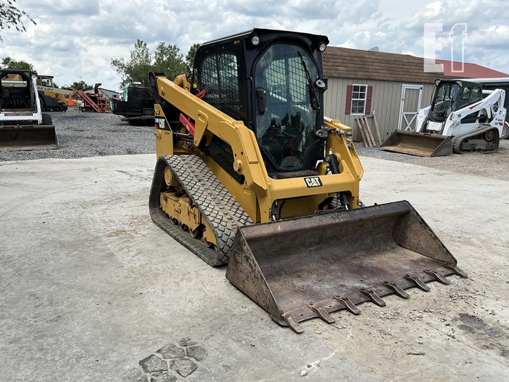 2015-caterpillar-249d-image-6