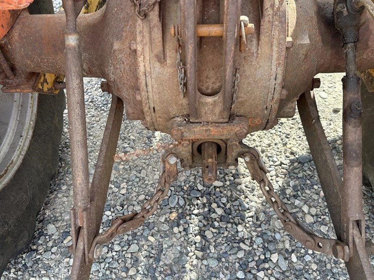 massey-ferguson-65-image-12
