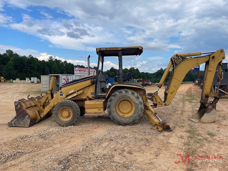 2003-caterpillar-420d-image-6