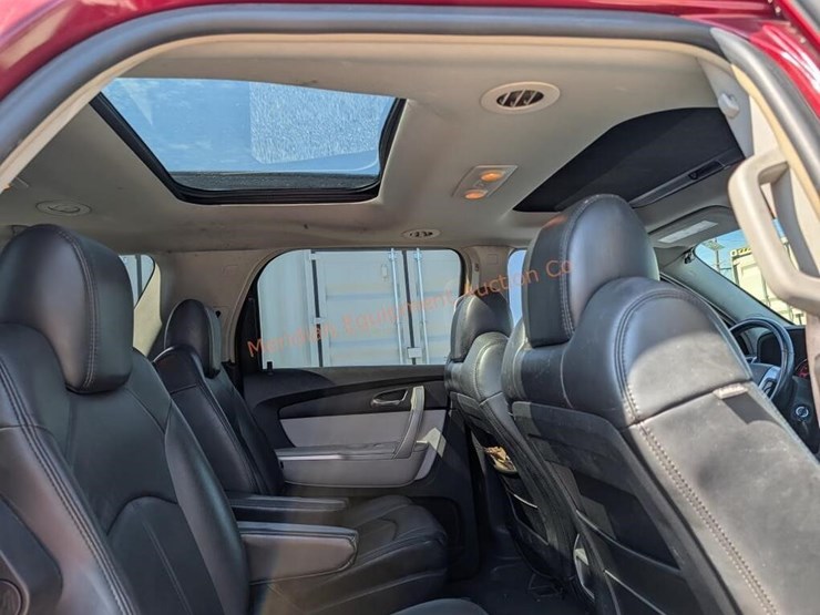 2008-gmc-acadia-slt-image-27