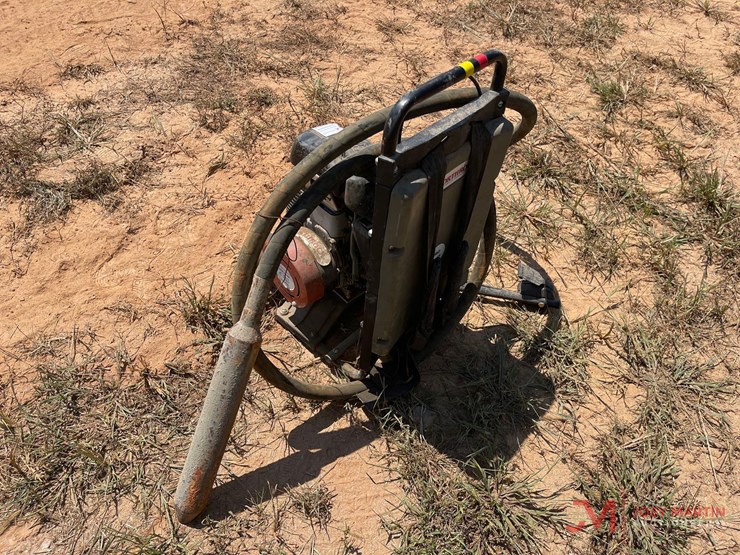 gas-powered-backpack-concrete-vibrator,-flex-shaft,-honda-gas-engine-image-4