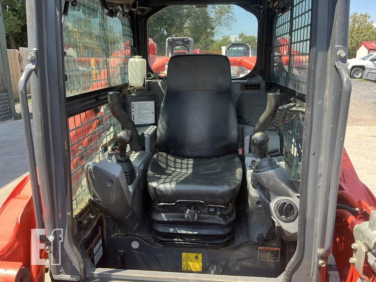 2024-kubota-svl97-2-image-14