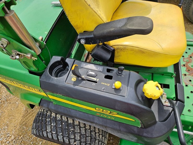 john-deere-997-image-23
