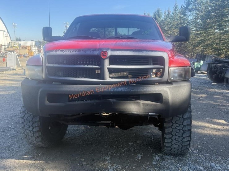 1998-dodge-ram-2500-image-2
