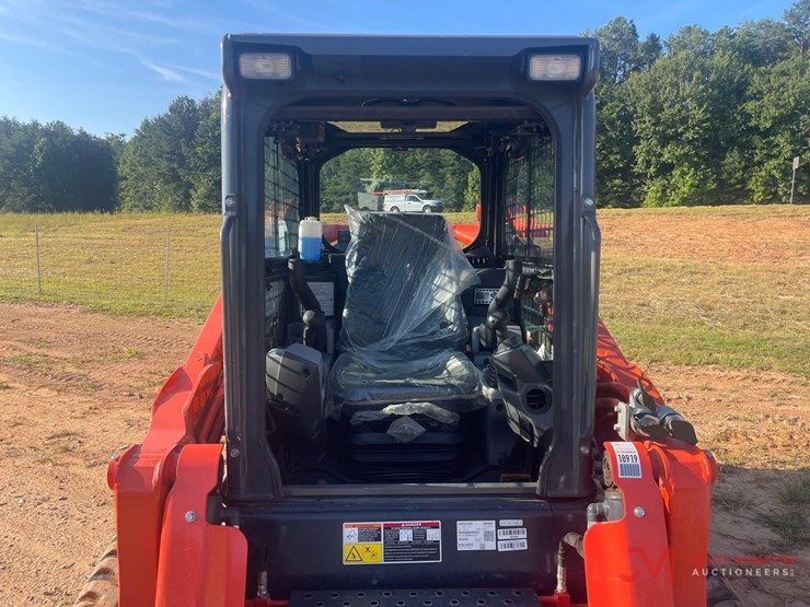kubota-svl97-2-image-12