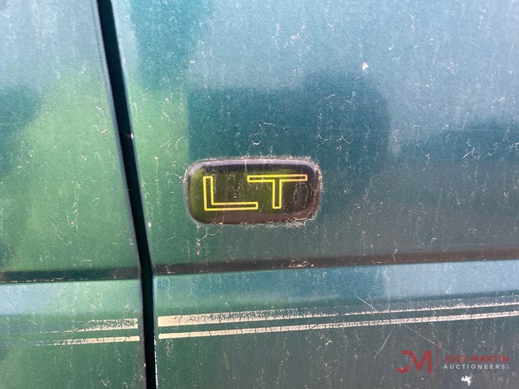 1998-chevrolet-tahoe-image-16