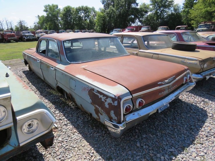 1962-chevrolet-belair-4dr-sedan-image-4