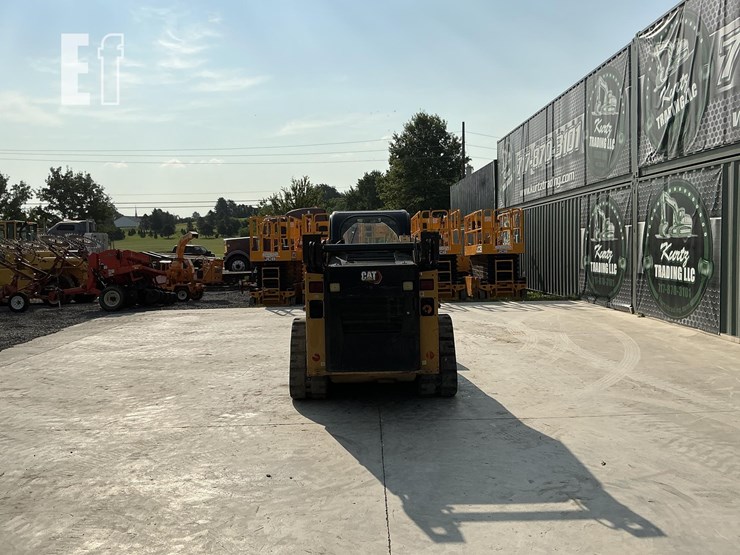2020-caterpillar-249d3-image-3