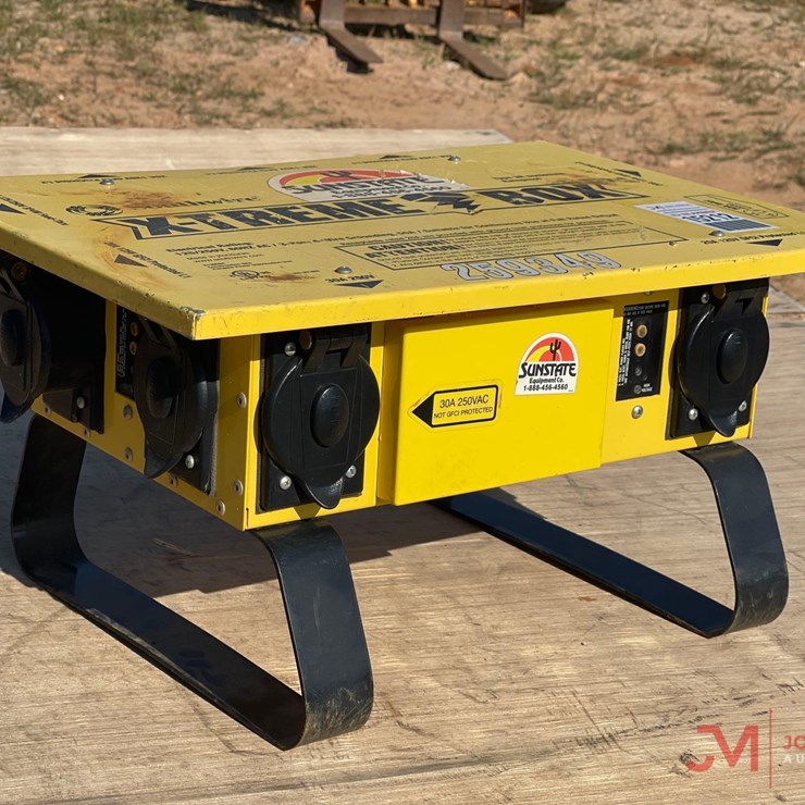 SOUTHWIRE X-TREME POWER DISTRIBUTION BOX