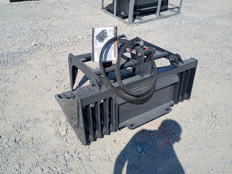 #l85-056-•-landhonor-rock-grapple-mini-skid-steer-attachment-image-4